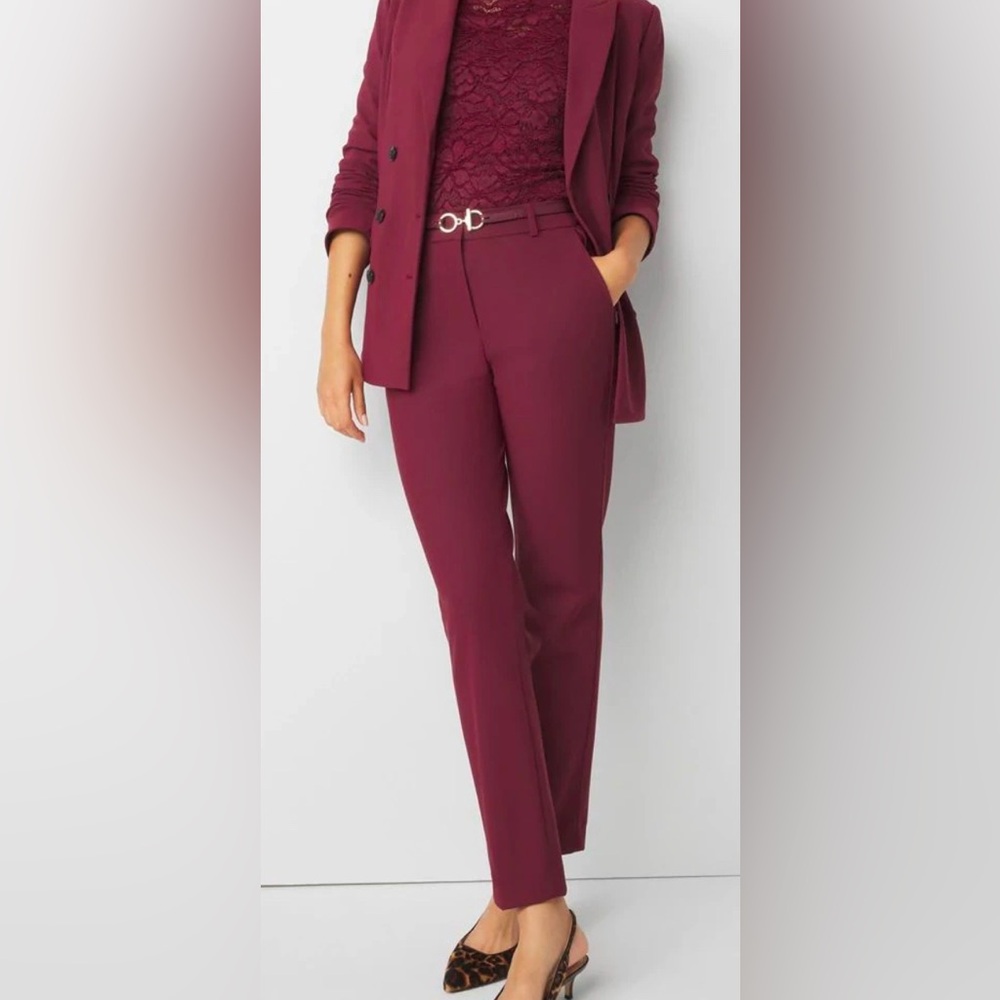 COPY - White House Black Market - The Slim Ankle pant, size 8